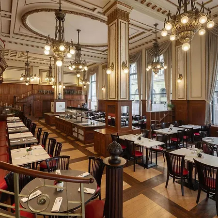 Moevenpick Centre بودابست