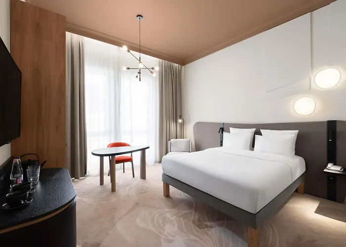 Moevenpick Centre 4*