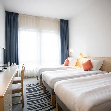 Moevenpick Centre 4*