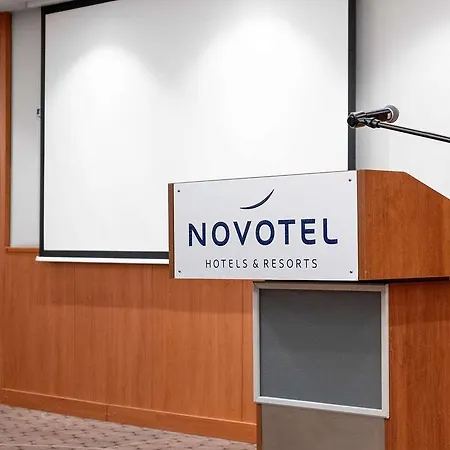 Novotel Centrum Hotel 4*