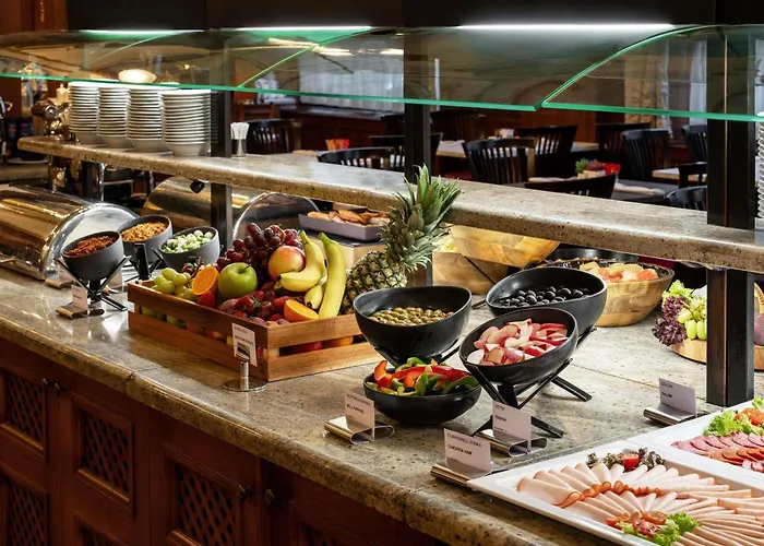 Moevenpick Centre 4*