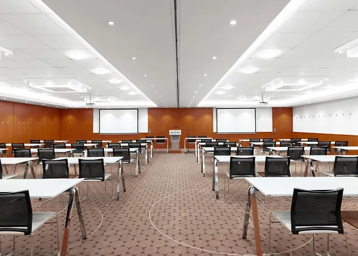 Moevenpick Centre 酒店