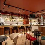 Отель Moevenpick Centre 4*