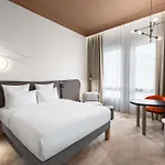 Moevenpick Centre 4*