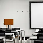 Moevenpick Centre 4* Будапешт