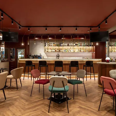 Mövenpick Centre Hotell