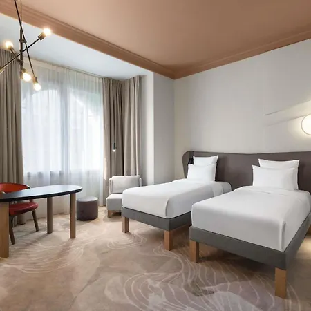Mövenpick Centre Hotell 4*