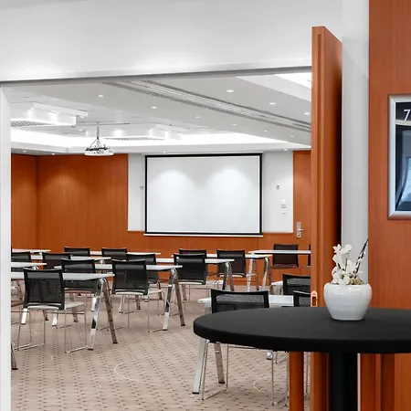 Moevenpick Centre Hotel 4*
