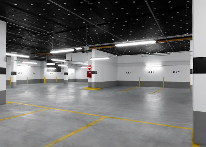 Ξενοδοχείο Moevenpick Centre 4*