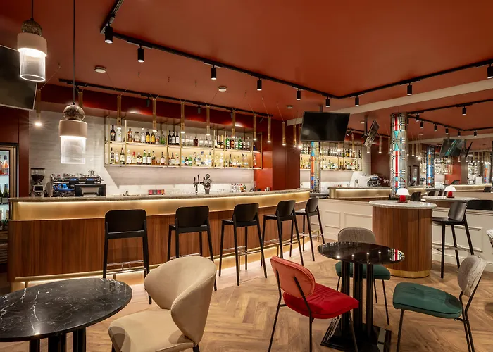 Ξενοδοχείο Moevenpick Centre 4*