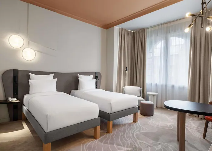 Moevenpick Centre 4*