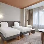 Moevenpick Centre 4*