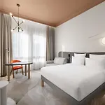 Otel Moevenpick Centre