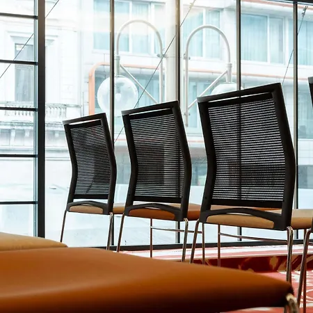 Moevenpick Centre Hotel 4*