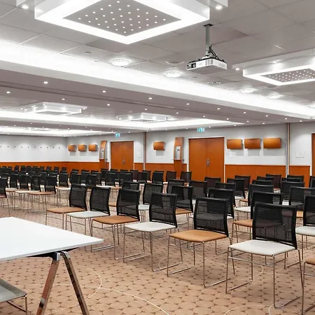 ホテル Moevenpick Centre ブダペスト