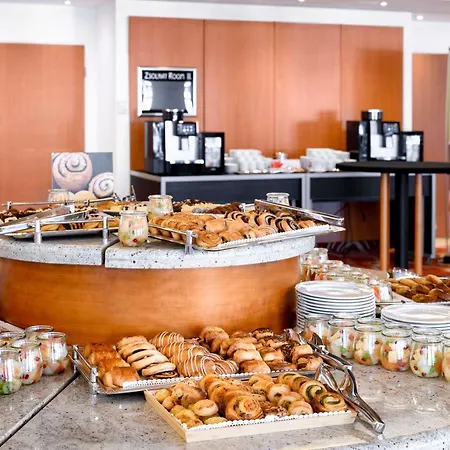 Moevenpick Centre ホテル