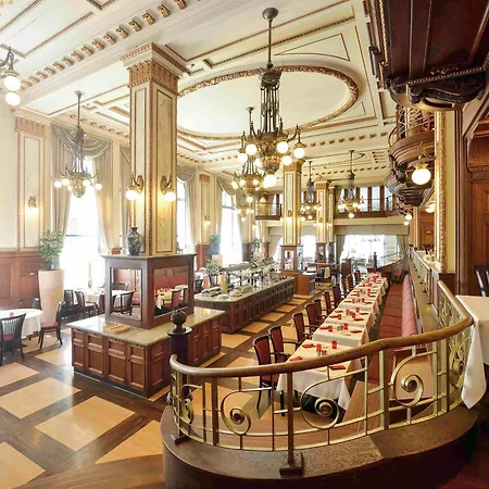 Hotel Moevenpick Centre Budapest