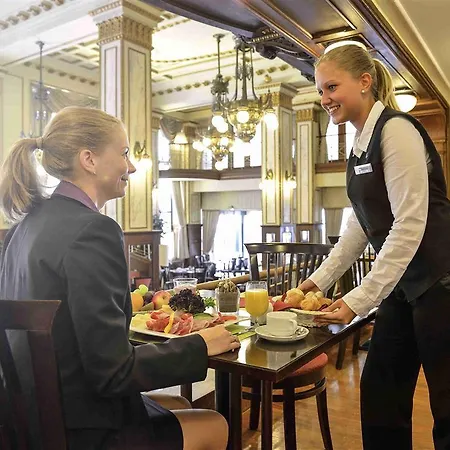 Moevenpick Centre 4* Budapest