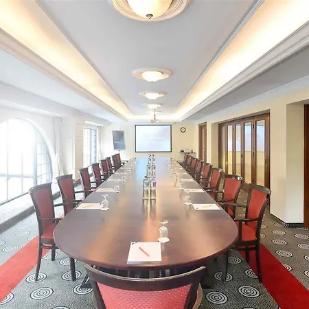 Hotel Moevenpick Centre