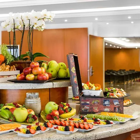 Moevenpick Centre Hotel 4*