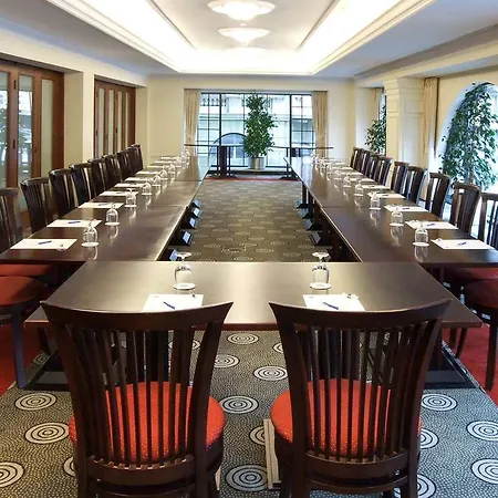 Moevenpick Centre