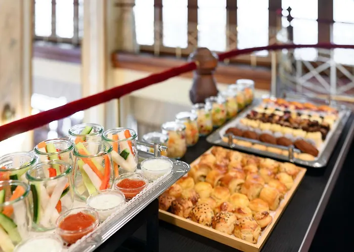 호텔 Moevenpick Centre